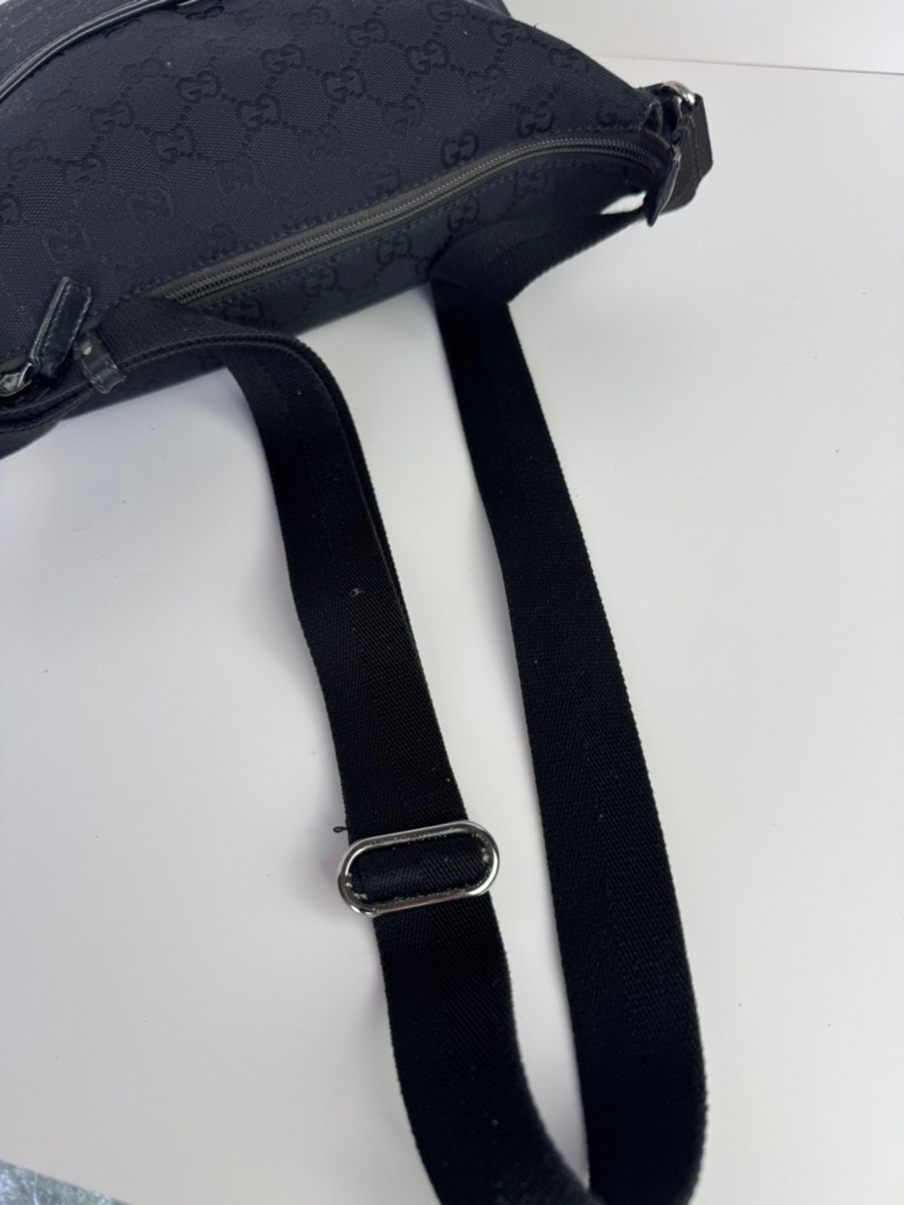 Gucci Black GG Canvas Messenger Bag with Adjustable Strap - Picture 8 of 16